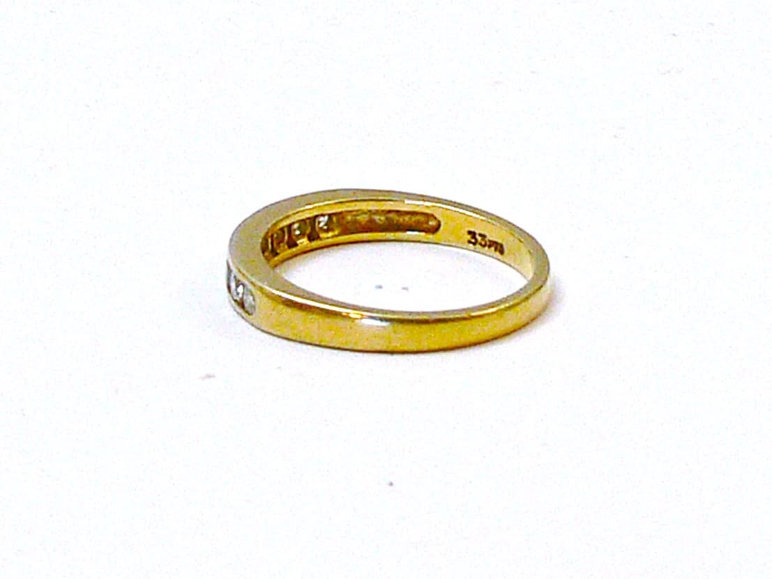 9ct Yellow Gold 8 Stone 33pts Diamond Eternity Ring